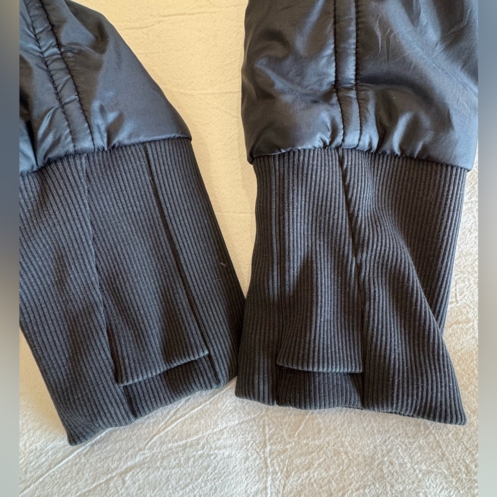 Lululemon Scuba Jacket (6) Black Hoodie - Picture 7 of 10